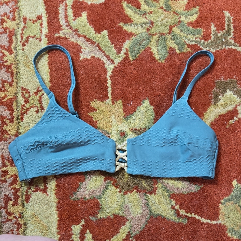 Aerie NWT Scoop Bikini Top with Front Lace Up